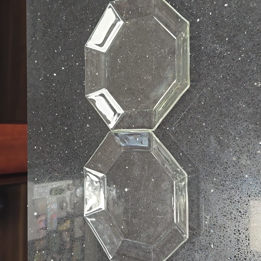 DONATING. MAKE OFFERVintage. 2 Octagon Elegant Glass Decorative Plates. Set Of 2